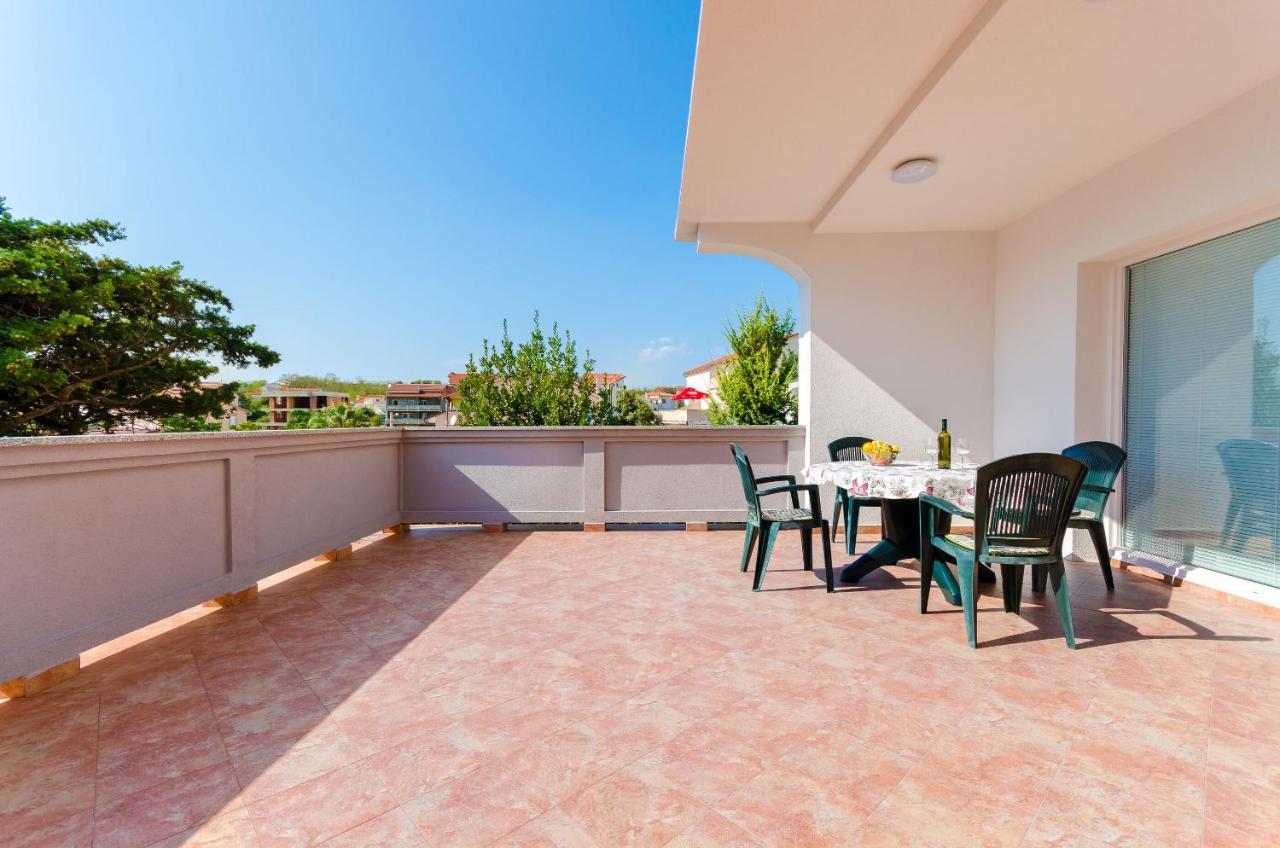 Apartments Ruza-Rajska Beach Lopar Kültér fotó